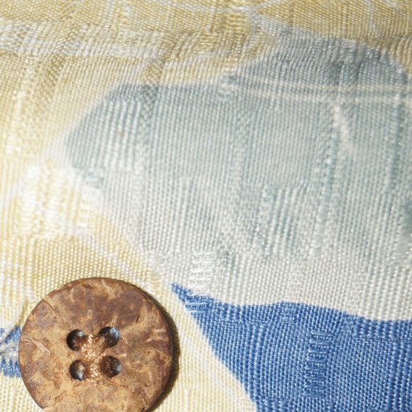 TOMMY BAHAMA 100% Silk Hawaiian Tropical Floral - Picture 8 of 9